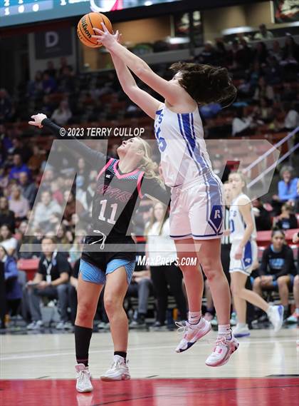 Thumbnail 3 in Canyon View vs. Richfield (UHSAA 3A Quarterfinal) photogallery.