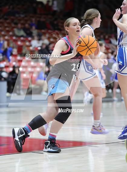 Thumbnail 2 in Canyon View vs. Richfield (UHSAA 3A Quarterfinal) photogallery.