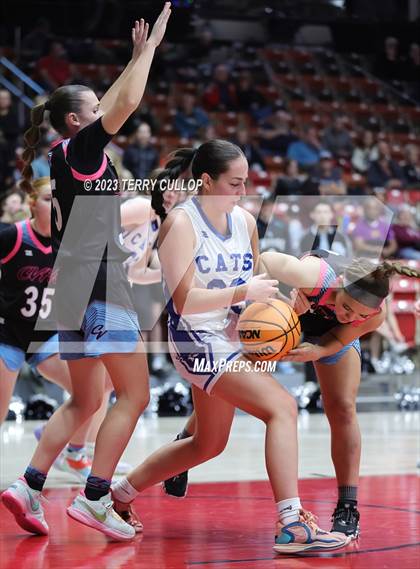 Thumbnail 2 in Canyon View vs. Richfield (UHSAA 3A Quarterfinal) photogallery.