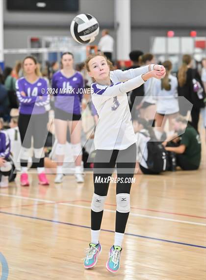 Thumbnail 3 in Arvada West vs. Willow Canyon  (Nike TOC Southwest) photogallery.