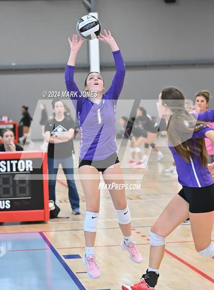 Thumbnail 3 in Arvada West vs. Willow Canyon  (Nike TOC Southwest) photogallery.