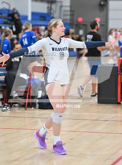 Thumbnail 3 in Arvada West vs. Willow Canyon  (Nike TOC Southwest) photogallery.