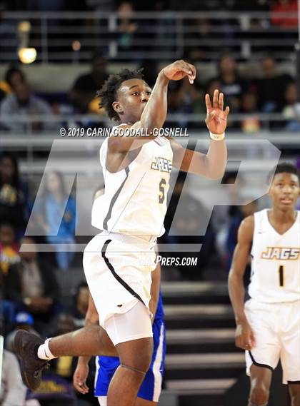 Thumbnail 2 in Greene Central vs. Farmville Central (NCHSAA 2A Regional Round) photogallery.