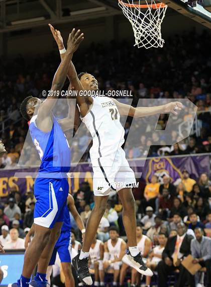 Thumbnail 3 in Greene Central vs. Farmville Central (NCHSAA 2A Regional Round) photogallery.