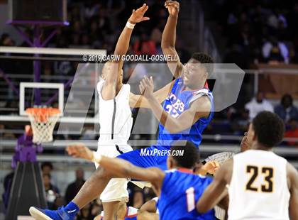 Thumbnail 1 in Greene Central vs. Farmville Central (NCHSAA 2A Regional Round) photogallery.