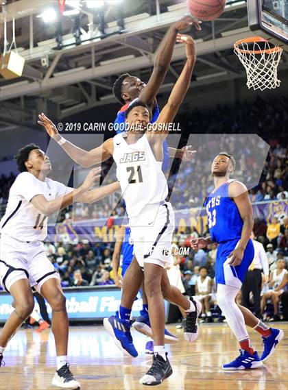 Thumbnail 1 in Greene Central vs. Farmville Central (NCHSAA 2A Regional Round) photogallery.