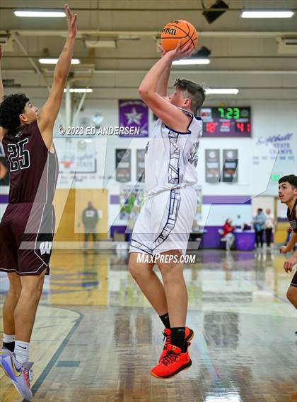 Thumbnail 3 in JV: West Wendover @ Yerington photogallery.