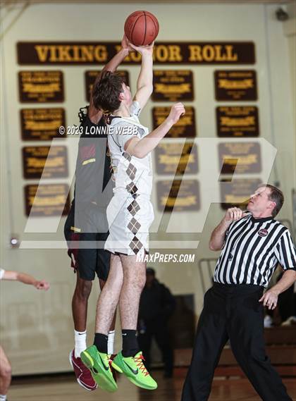 Thumbnail 1 in Mount Vernon @ Clarkstown South photogallery.