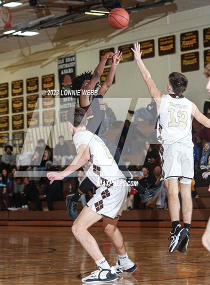 Thumbnail 1 in Mount Vernon @ Clarkstown South photogallery.