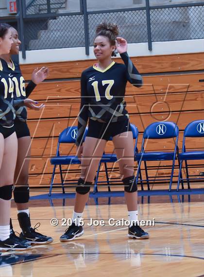 Thumbnail 1 in Johnson [Claudia Taylor] vs Brennan (Paul Taylor Field House) photogallery.