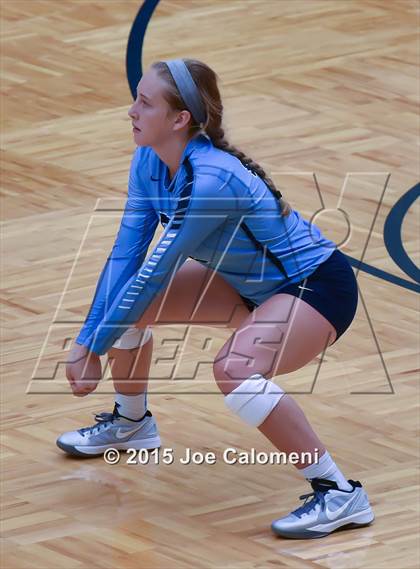 Thumbnail 2 in Johnson [Claudia Taylor] vs Brennan (Paul Taylor Field House) photogallery.