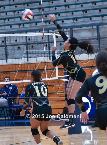 Thumbnail 2 in Johnson [Claudia Taylor] vs Brennan (Paul Taylor Field House) photogallery.