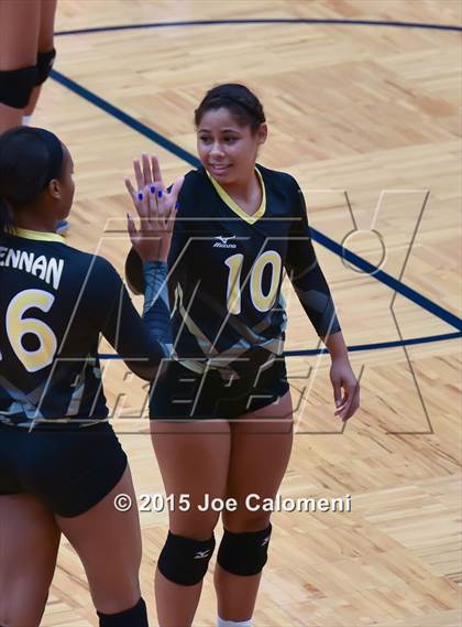 Thumbnail 3 in Johnson [Claudia Taylor] vs Brennan (Paul Taylor Field House) photogallery.