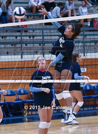 Thumbnail 1 in Johnson [Claudia Taylor] vs Brennan (Paul Taylor Field House) photogallery.