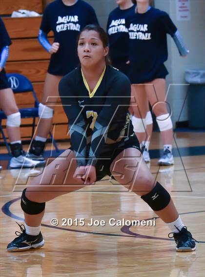 Thumbnail 2 in Johnson [Claudia Taylor] vs Brennan (Paul Taylor Field House) photogallery.