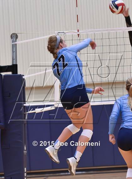 Thumbnail 2 in Johnson [Claudia Taylor] vs Brennan (Paul Taylor Field House) photogallery.