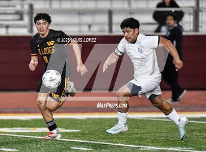 Thumbnail 1 in Charter Oak @ West Covina photogallery.