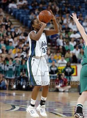 Thumbnail 2 in St. Mary's vs. Sacred Heart Cathedral (CIF NorCal D3 Final) photogallery.