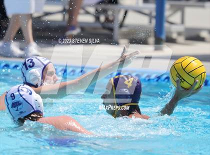Thumbnail 2 in Mira Mesa vs. La Jolla Country Day (17th Annual Draz Classic) photogallery.