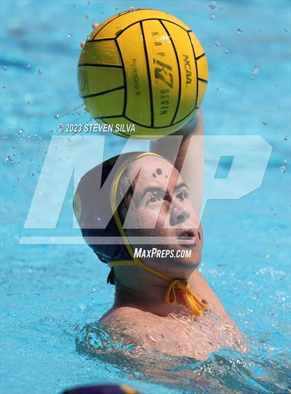 Thumbnail 2 in Mira Mesa vs. La Jolla Country Day (17th Annual Draz Classic) photogallery.