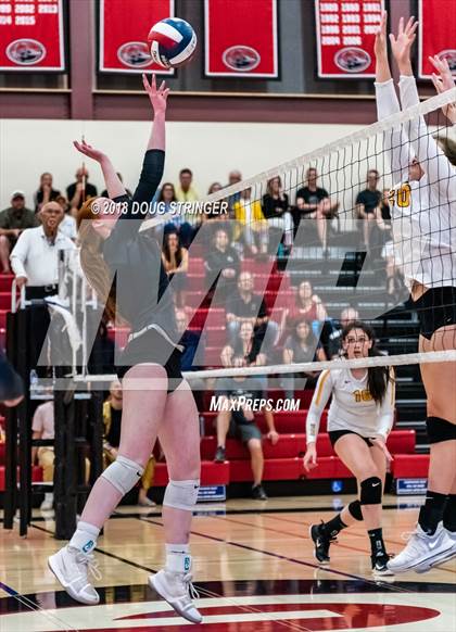 Thumbnail 3 in Aragon vs. Mountain View (CIF-CCS Div II Girls Volleyball Championship) photogallery.