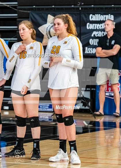 Thumbnail 3 in Aragon vs. Mountain View (CIF-CCS Div II Girls Volleyball Championship) photogallery.