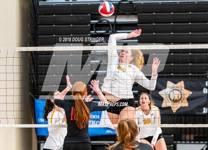 Thumbnail 1 in Aragon vs. Mountain View (CIF-CCS Div II Girls Volleyball Championship) photogallery.