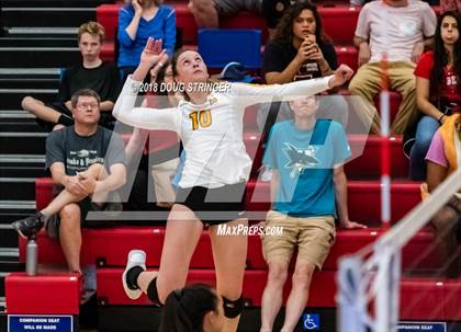 Thumbnail 1 in Aragon vs. Mountain View (CIF-CCS Div II Girls Volleyball Championship) photogallery.