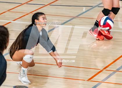 Thumbnail 2 in Aragon vs. Mountain View (CIF-CCS Div II Girls Volleyball Championship) photogallery.