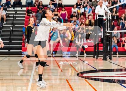 Thumbnail 3 in Aragon vs. Mountain View (CIF-CCS Div II Girls Volleyball Championship) photogallery.