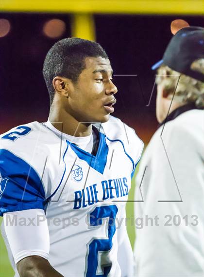 Thumbnail 3 in West Haven @ Hall (CIAC Class LL Quarterfinal) photogallery.