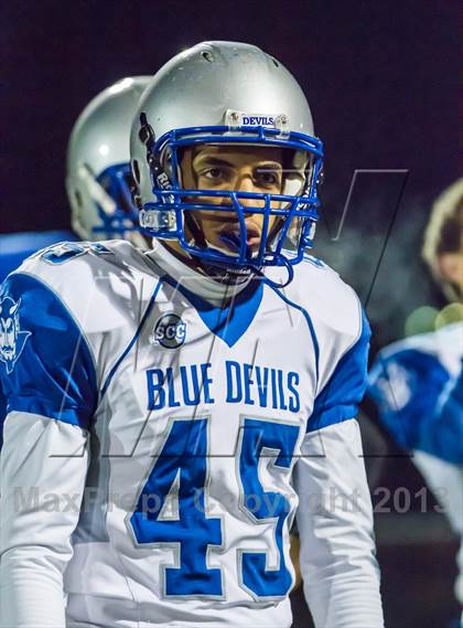Thumbnail 2 in West Haven @ Hall (CIAC Class LL Quarterfinal) photogallery.