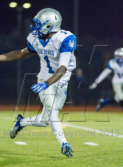 Thumbnail 2 in West Haven @ Hall (CIAC Class LL Quarterfinal) photogallery.