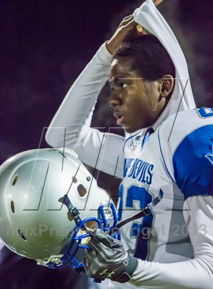 Thumbnail 1 in West Haven @ Hall (CIAC Class LL Quarterfinal) photogallery.