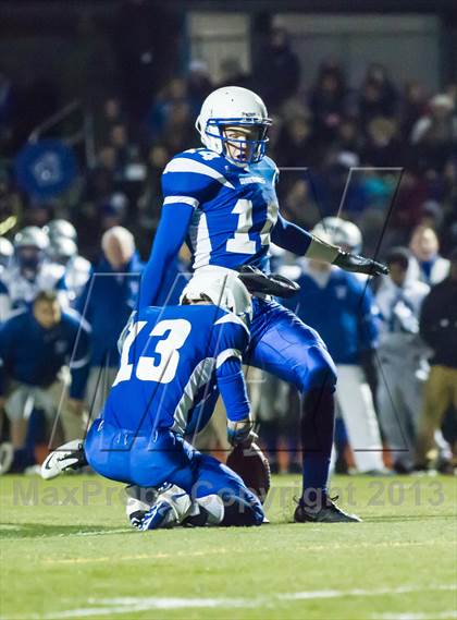 Thumbnail 1 in West Haven @ Hall (CIAC Class LL Quarterfinal) photogallery.