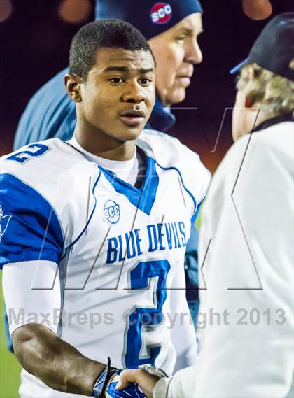 Thumbnail 1 in West Haven @ Hall (CIAC Class LL Quarterfinal) photogallery.
