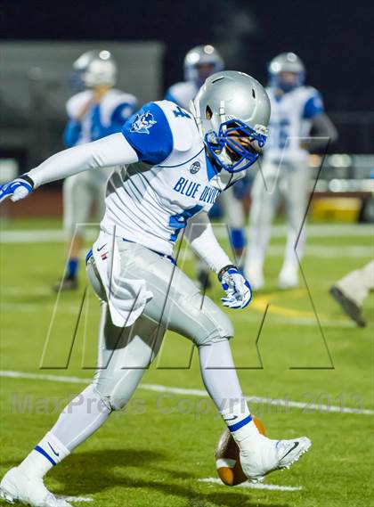 Thumbnail 2 in West Haven @ Hall (CIAC Class LL Quarterfinal) photogallery.