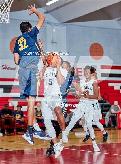 Thumbnail 1 in Chavez vs. Rosemont (Cordova Christmas Tournament) photogallery.