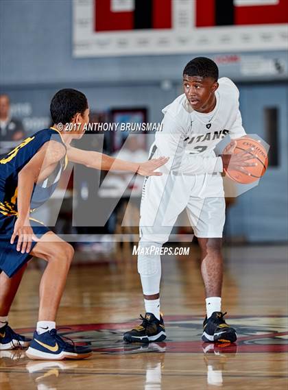 Thumbnail 2 in Chavez vs. Rosemont (Cordova Christmas Tournament) photogallery.