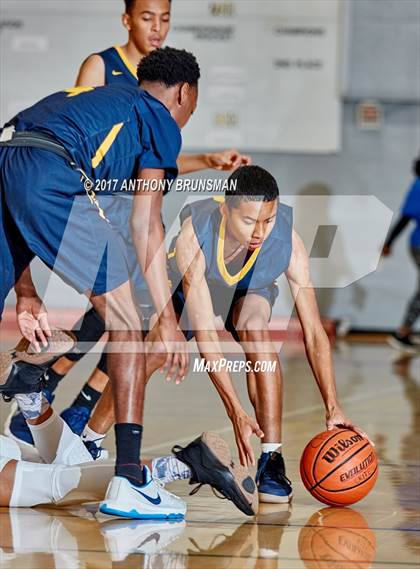 Thumbnail 1 in Chavez vs. Rosemont (Cordova Christmas Tournament) photogallery.