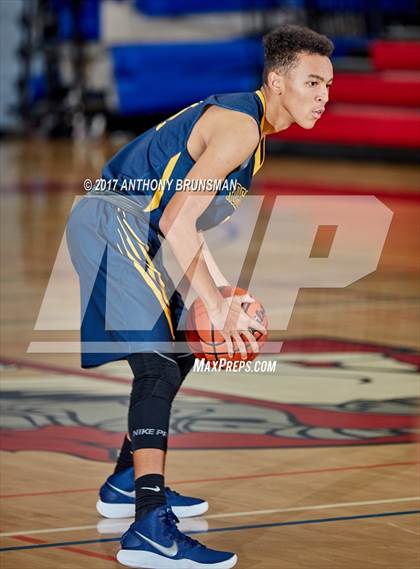 Thumbnail 3 in Chavez vs. Rosemont (Cordova Christmas Tournament) photogallery.