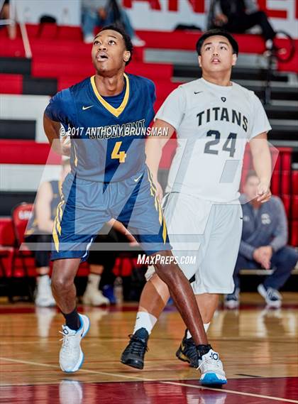 Thumbnail 2 in Chavez vs. Rosemont (Cordova Christmas Tournament) photogallery.