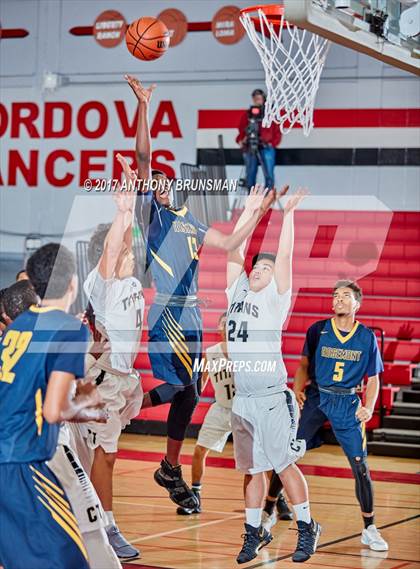 Thumbnail 3 in Chavez vs. Rosemont (Cordova Christmas Tournament) photogallery.