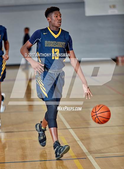 Thumbnail 3 in Chavez vs. Rosemont (Cordova Christmas Tournament) photogallery.