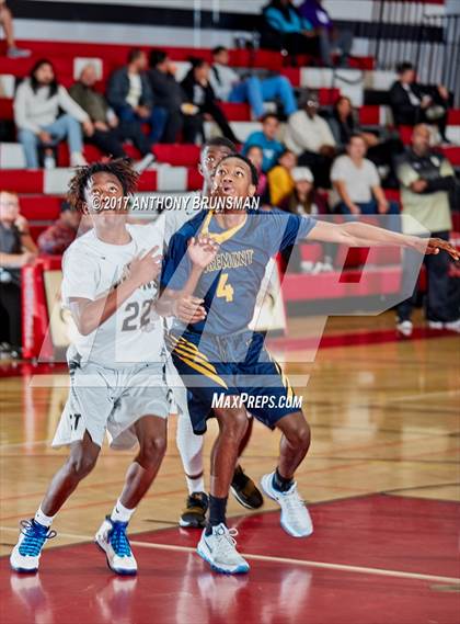 Thumbnail 2 in Chavez vs. Rosemont (Cordova Christmas Tournament) photogallery.
