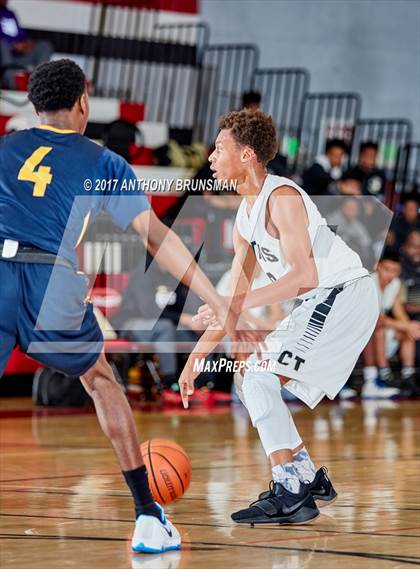 Thumbnail 3 in Chavez vs. Rosemont (Cordova Christmas Tournament) photogallery.
