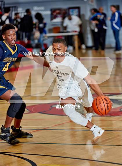 Thumbnail 3 in Chavez vs. Rosemont (Cordova Christmas Tournament) photogallery.