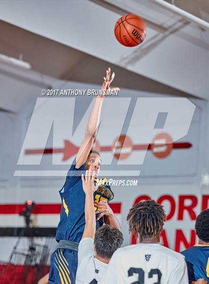 Thumbnail 2 in Chavez vs. Rosemont (Cordova Christmas Tournament) photogallery.