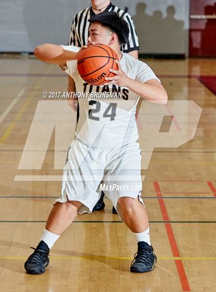 Thumbnail 2 in Chavez vs. Rosemont (Cordova Christmas Tournament) photogallery.