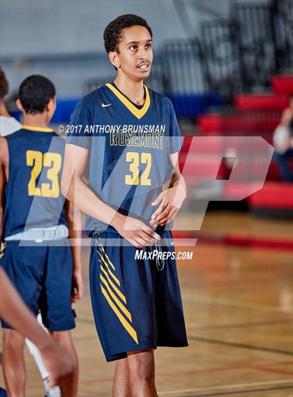 Thumbnail 2 in Chavez vs. Rosemont (Cordova Christmas Tournament) photogallery.